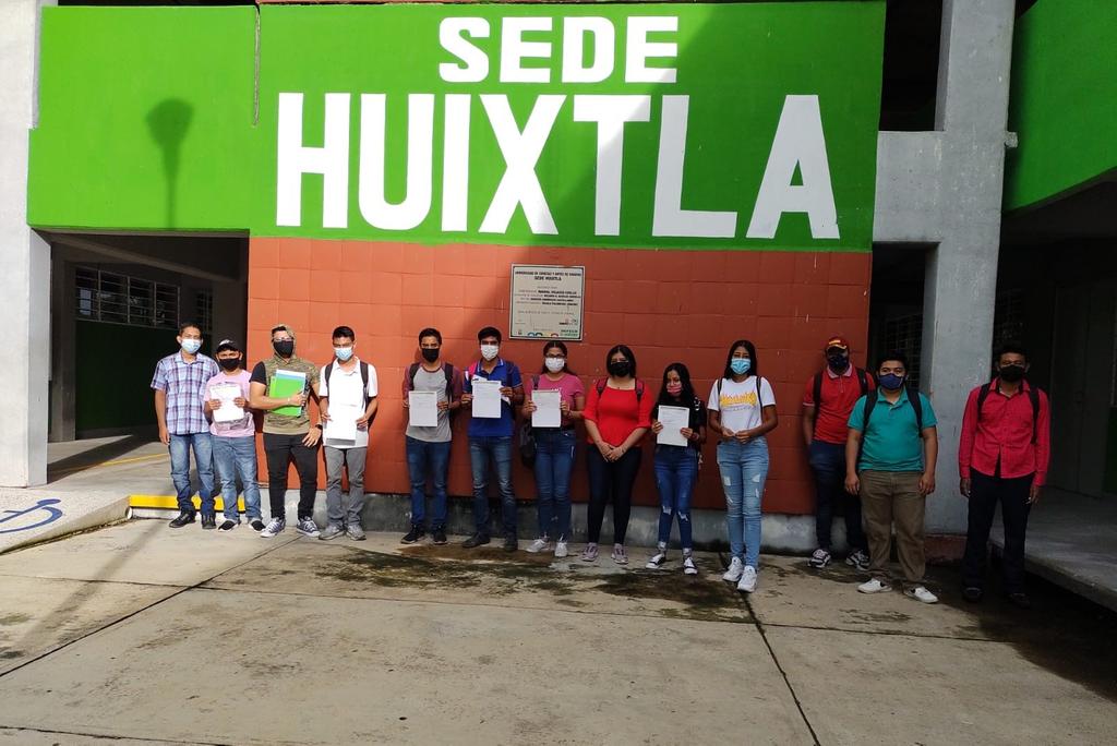 Realiza UNICACH examen de ingreso a distancia