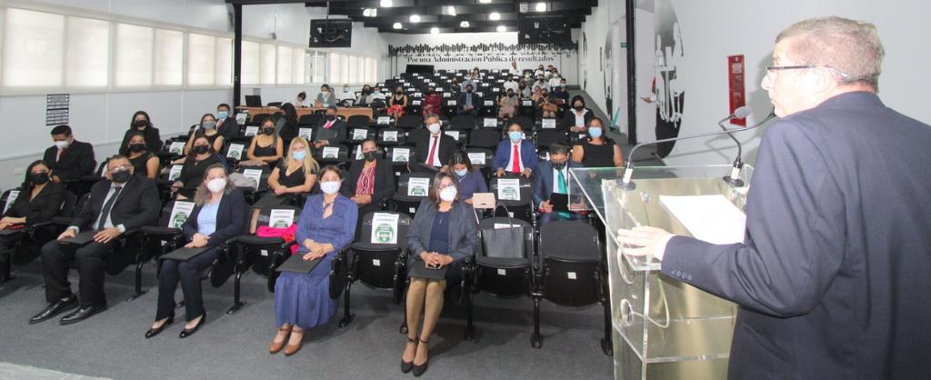 Celebra IAP Chiapas entrega de títulos electrónicos del Doctorado y Maestría en Administración y Políticas Públicas