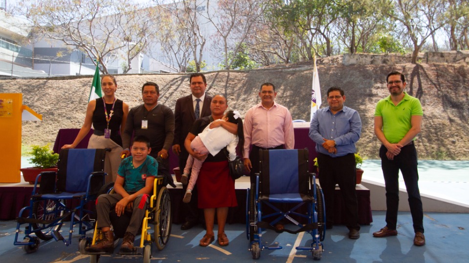 Fundación Teletón recibe más de 300 sillas de ruedas en Chiapas y Oaxaca