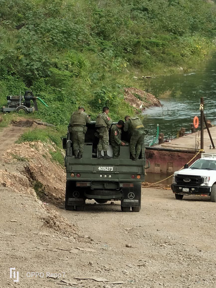 Desfilan militares, buscan llegar a Chicomuselo 