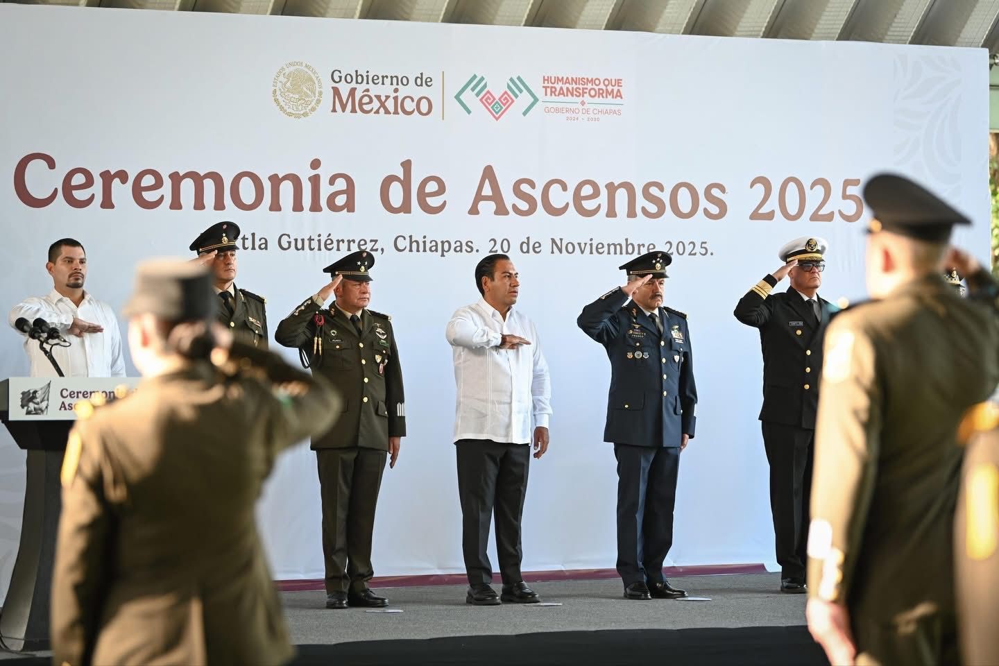 Eduardo Ramírez asiste a Ceremonia de Ascensos 2025 de la Secretaría de la Defensa Nacional
