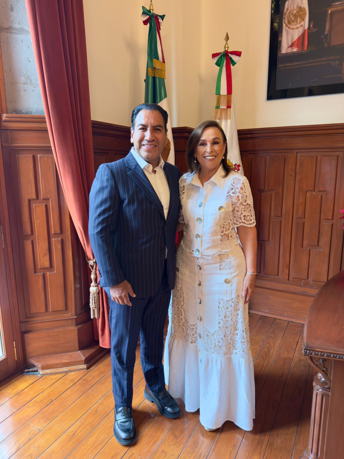 Asiste Eduardo Ramírez al Primer Informe de la gobernadora de Veracruz, Rocío Nahle 