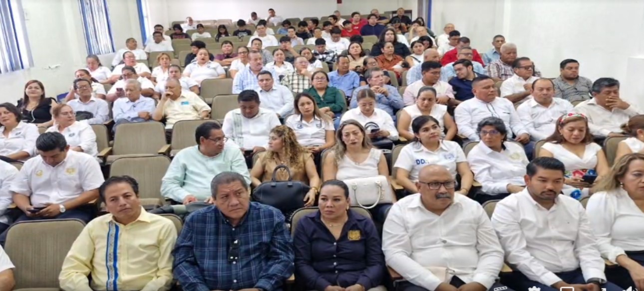 Rindió su Tercer Informe de Actividades el director de la Facultad de Negocios de la UNACH Campus Tapachula