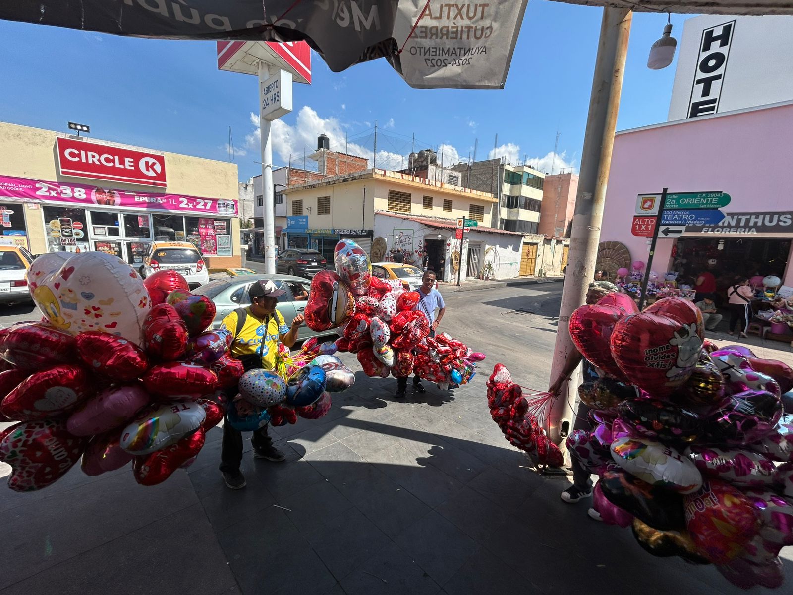 ¡Ya no regalan flores como antes! Venta de flores no levantaron el 14 de febrero 