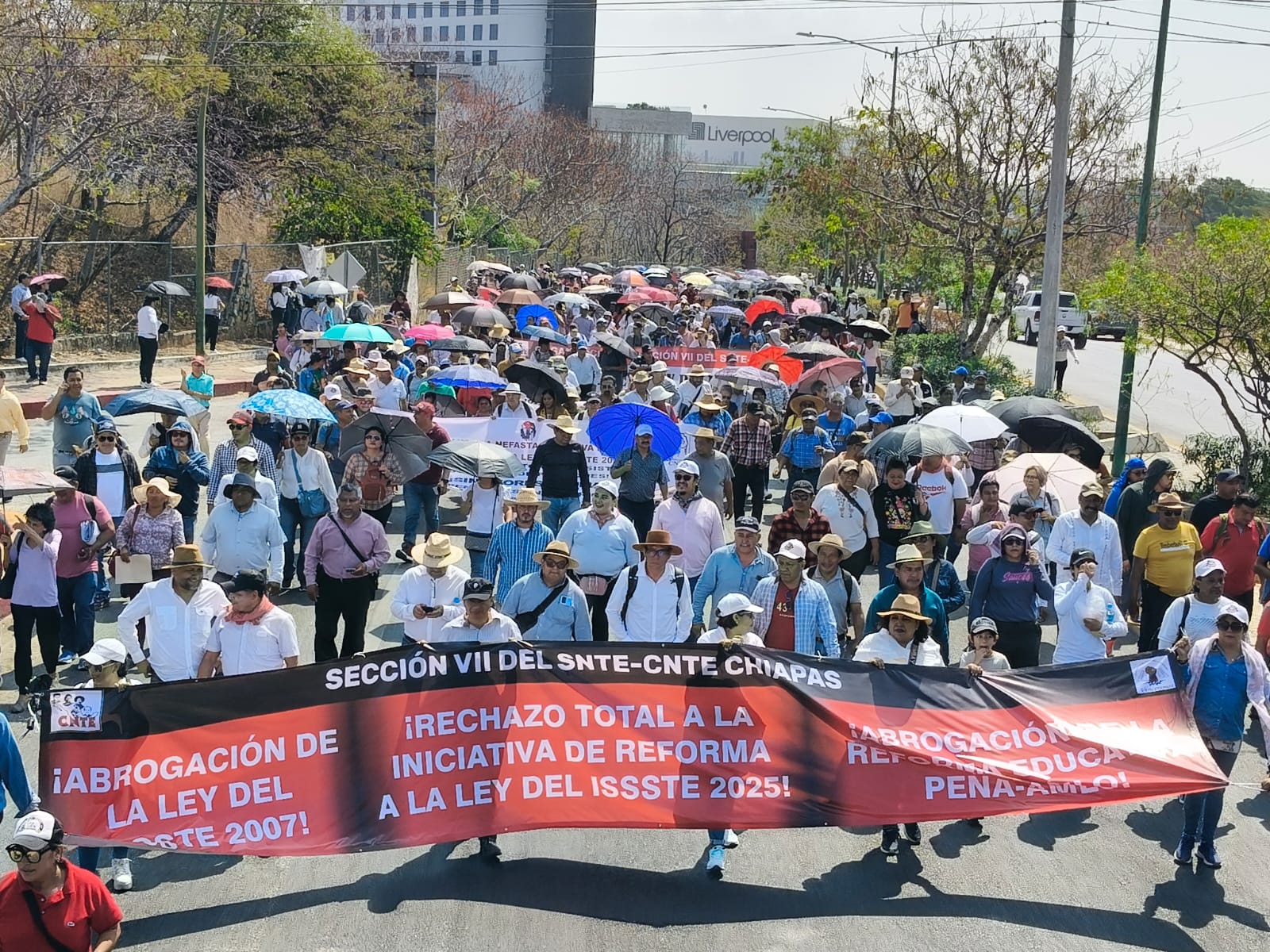 Por suspensión y puentes, estudiantes tienen menos de 190 días de clases 