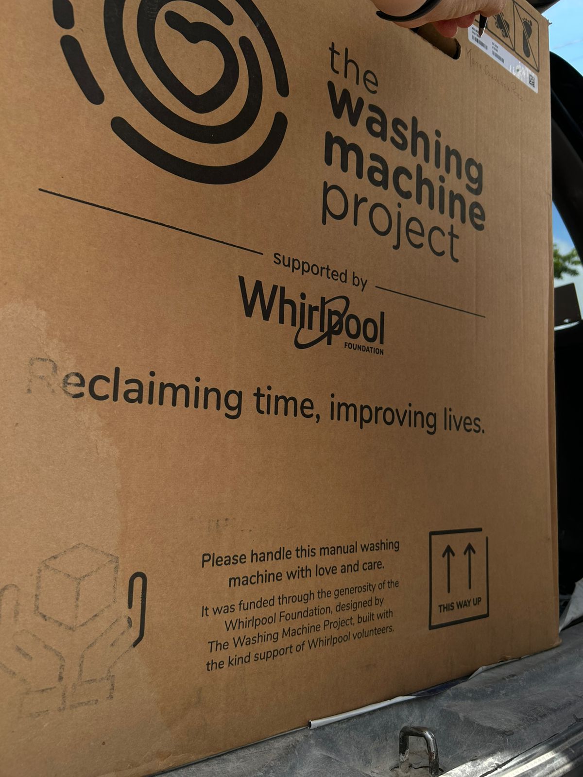 Whirlpool Corporation transforma el lavado a mano con The Washing Machine Project 