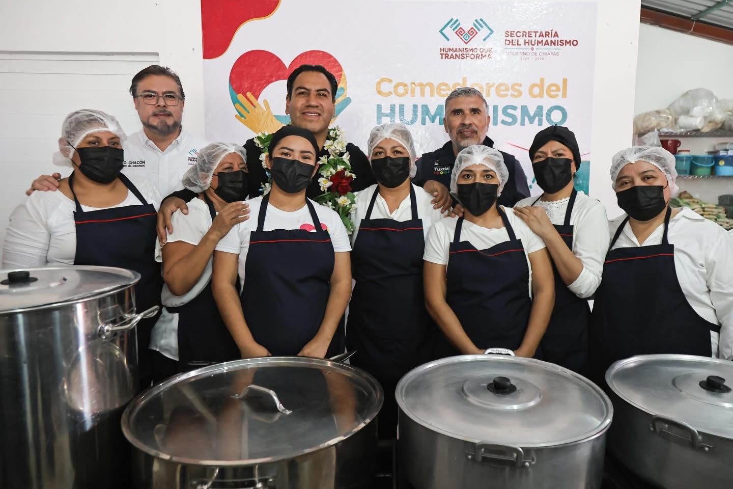 Eduardo Ramírez entrega apoyos para impulsar la actividad textil e inaugura Comedor del Humanismo