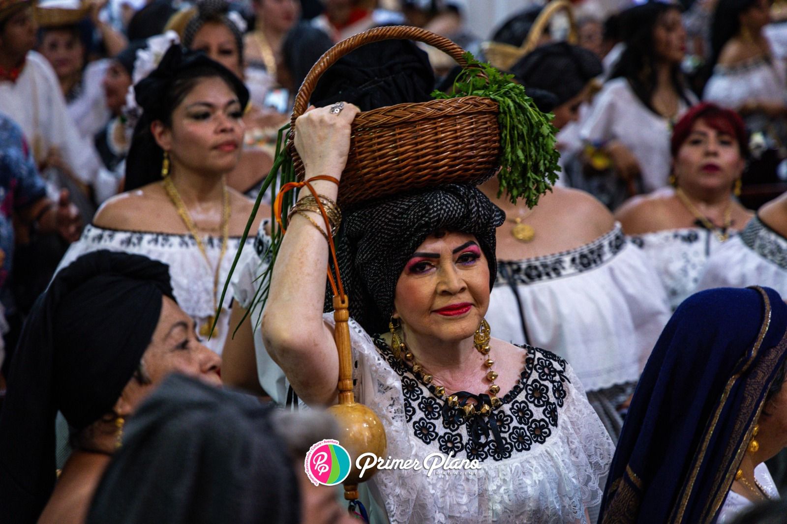 “Tuxtlequitas: memoria viva del respeto y la reciprocidad cultural en la Fiesta Grande de Chiapa de Corzo”
