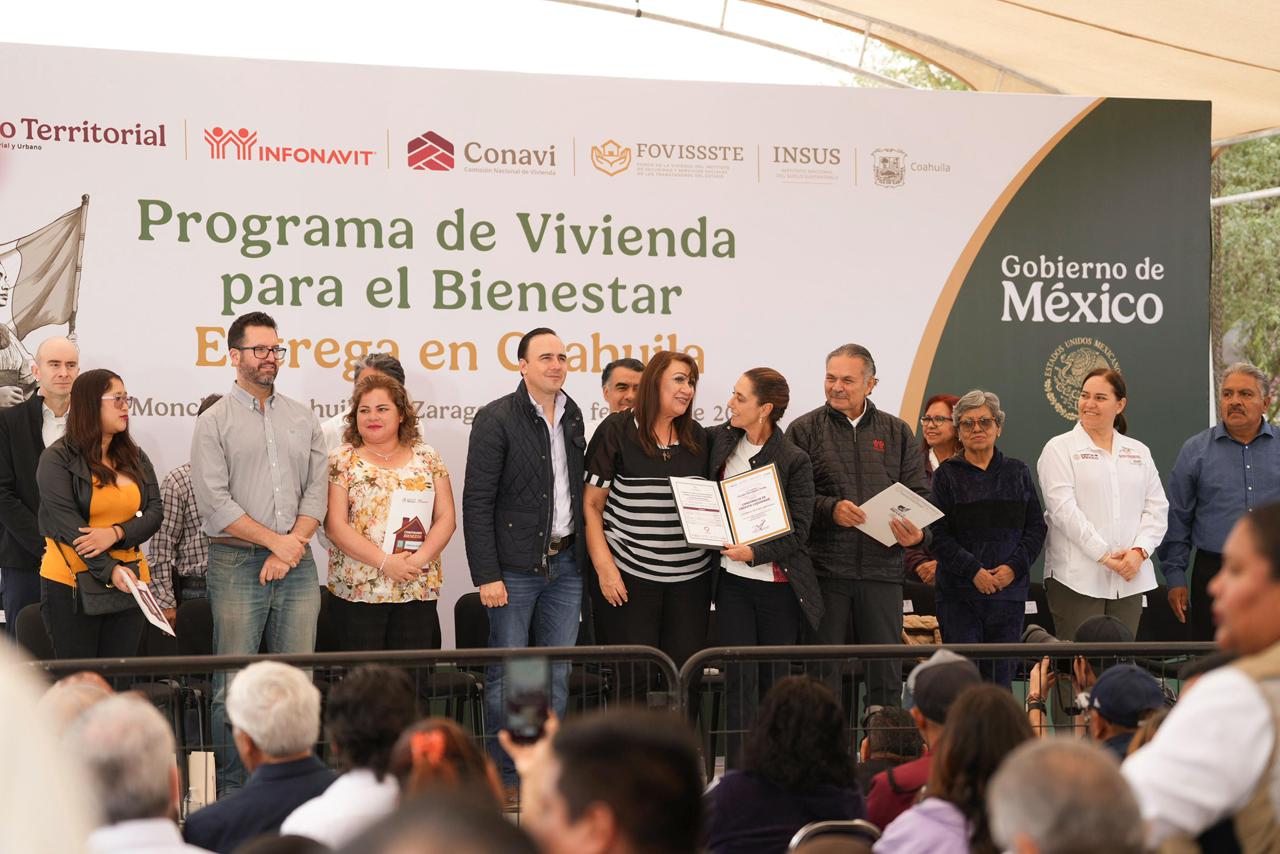 VIVIENDA PARA EL BIENESTAR ES EL PROGRAMA MÁS AMBICIOSO EN LA HISTORIA DE MÉXICO CON 1.8 MILLONES DE VIVIENDAS EN EL SEXENIO: PRESIDENTA CLAUDIA SHEINBAUM HACE ENTREGA EN MONCLOVA, COAHUILA
