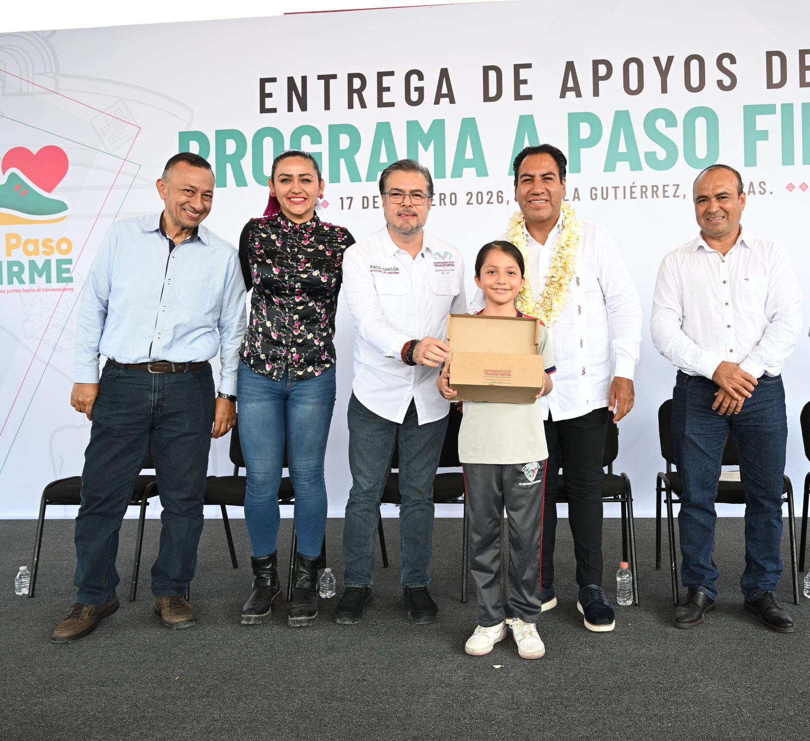 En Tuxtla Gutiérrez, Eduardo Ramírez y Paco Chacón entregan apoyos del programa A Paso Firme