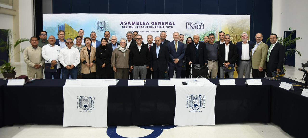 Renuevan a integrantes de los distintos consejos de la Fundación UNACH