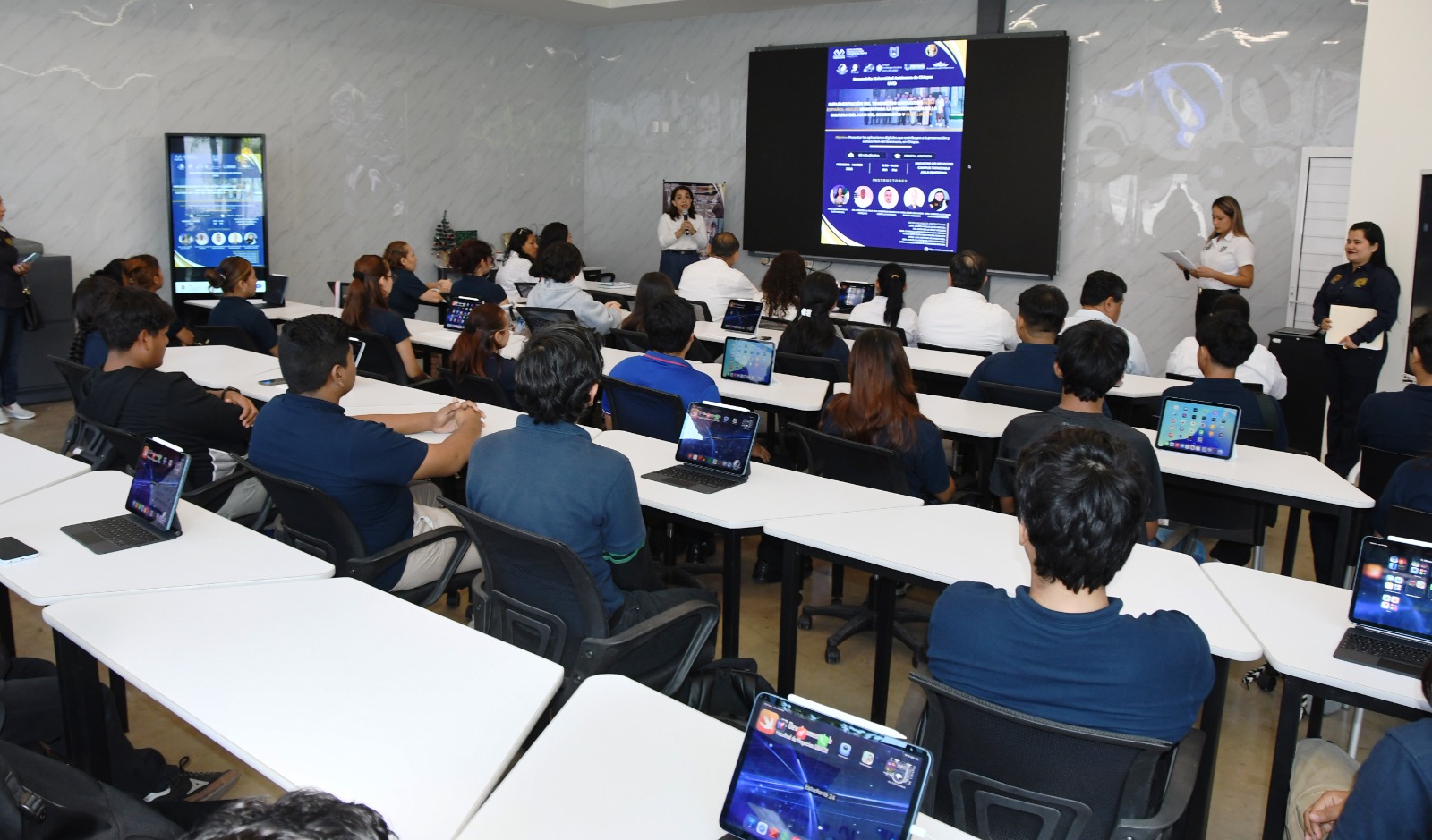 Imparte UNACH curso taller sobre aplicaciones tecnológicas para preservar la lengua Mam