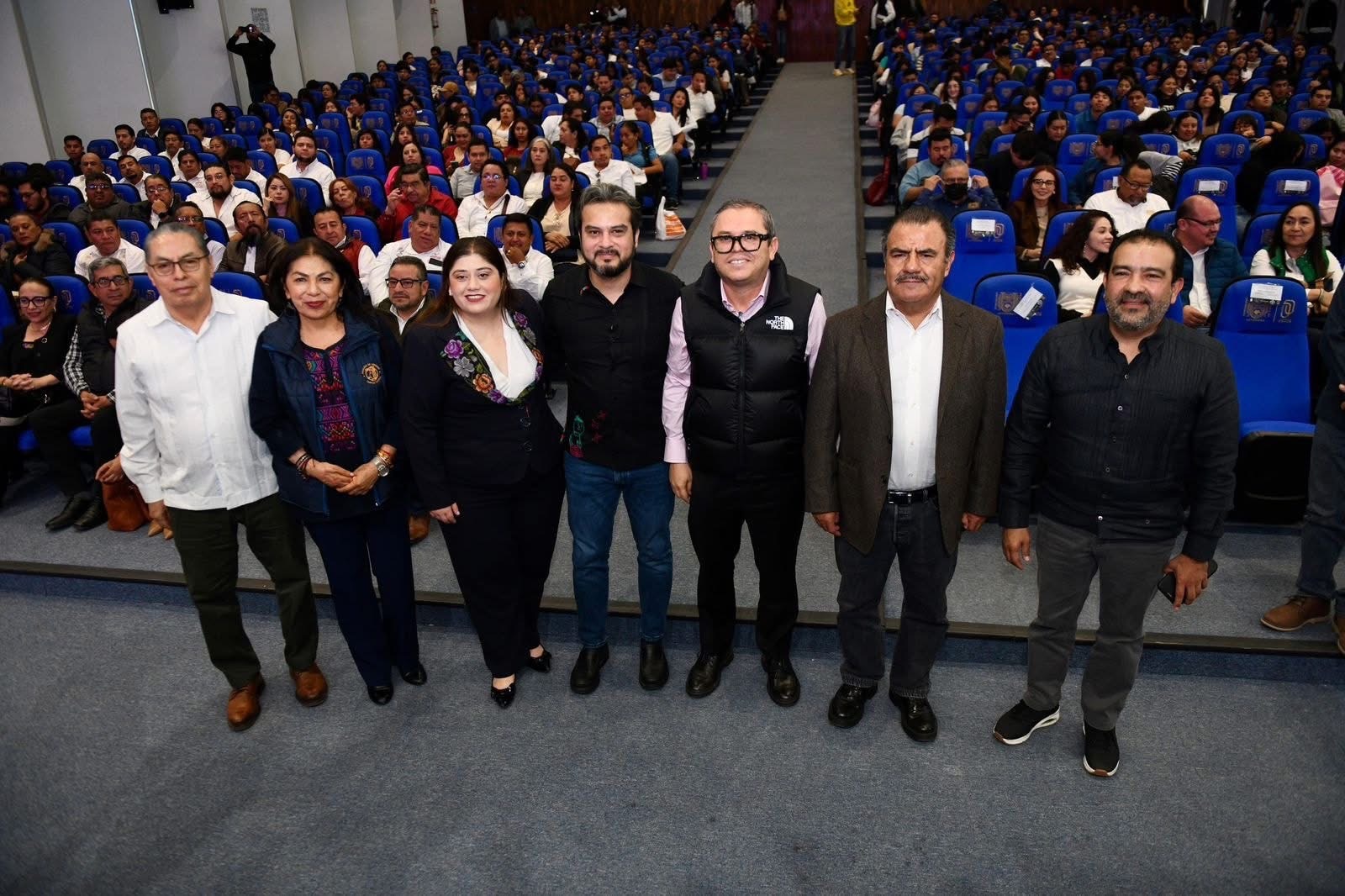 Dictan en la UNACH Conferencia Magistral, “La Alfabetización en México y la Contribución Histórica de Chiapas”