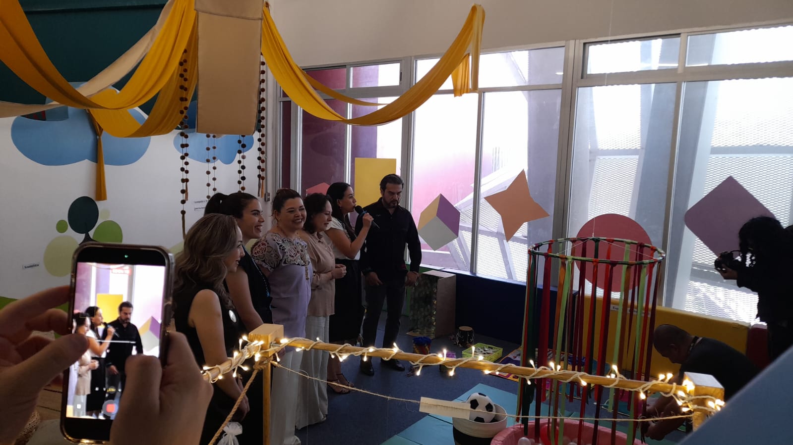 aeioTÜ, UNICEF México y autoridades de Chiapas consolidan el proyecto “Ambientes que Inspiran”, orientado a fortalecer capacidades docentes y enriquecer los entornos de aprendizaje en la primera infancia.