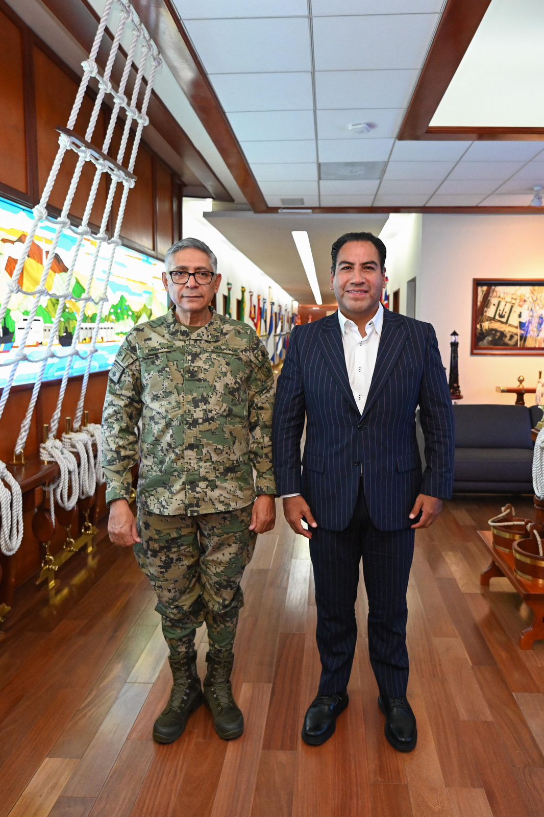 Eduardo Ramírez y secretario de Marina evalúan avances para puesta en marcha de los Polos de Bienestar I y II en Tapachula