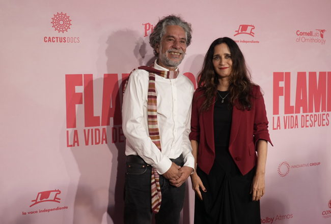 JULIETA VENEGAS Y LORENZO HAGERMAN CELEBRAN LA PREMIERE CON ALFOMBRA ROSA DE 
