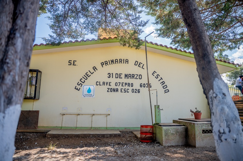 Coca-Cola FEMSA impulsa acceso al agua y educación sostenible en Chiapas con inversión superior a 13.5 millones de pesos