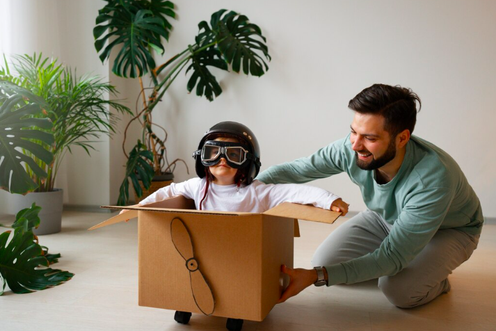 El ABC del dinero que nunca nos enseñaron (y cómo enseñárselo hoy a tus hijos)