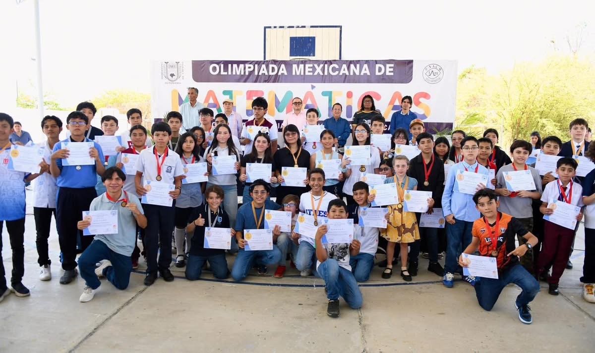 Premian en la UNACH a los ganadores de la Fase Estatal de la Olimpiada Mexicana de Matemáticas