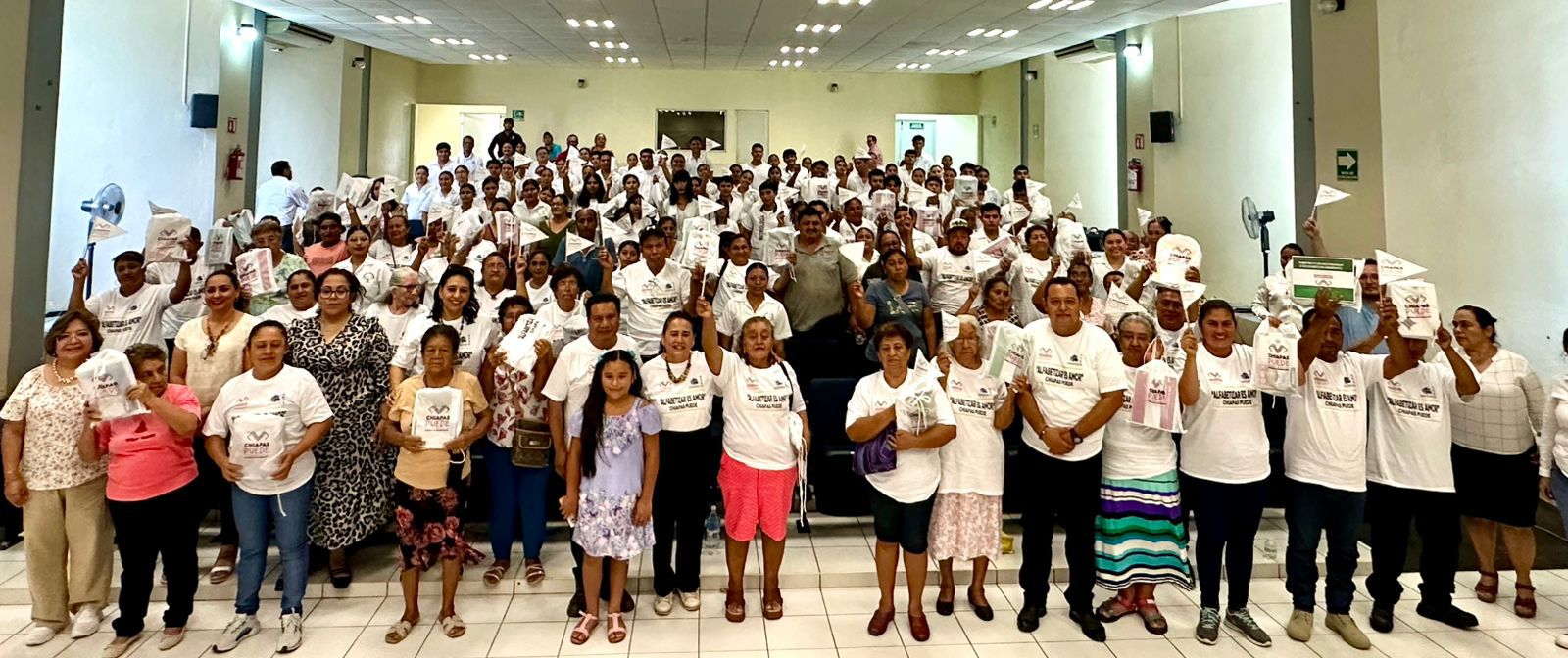 UNICACH impulsa la transformación social a través de la alfabetización en Acapetahua y Huixtla