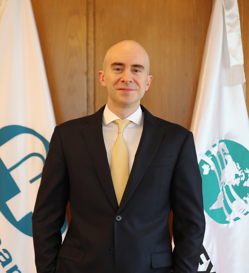 Carlos Torres Rosas, nuevo director general de Nafin y Bancomext