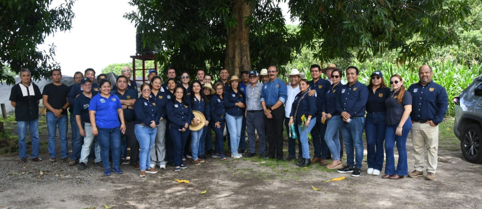 Recorre rector Oswaldo Chacón Rojas instalaciones académicas y de capacitación en el Campus IV de la UNACH