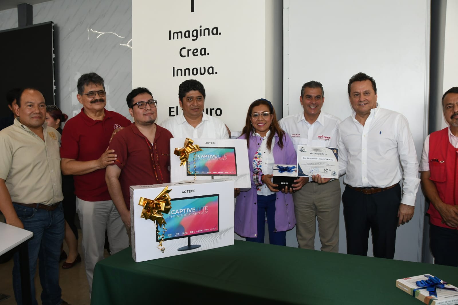 Desarrollan egresados y estudiante de la UNACH sitios web y aplicaciones móviles para la Cruz Roja y el Cuerpo de Bomberos de Tapachula