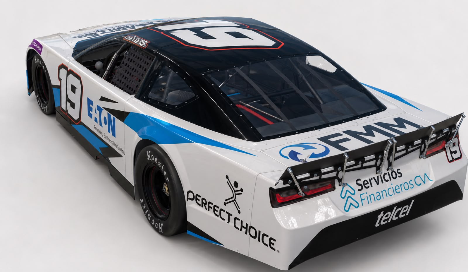 Grupo CVA se hace presente en la NASCAR apoyando talento mexicano del equipo XIX Motorsports
