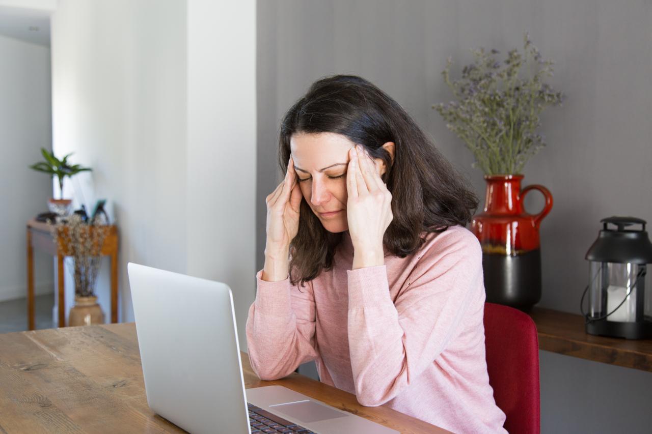 La migraña afecta principalmente a las mujeres y es la primera causa de discapacidad entre las jóvenes