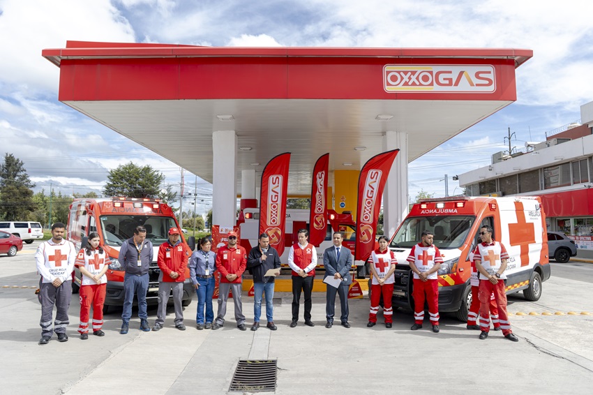 OXXO GAS dona 28,000 litros de combustible a Cruz Roja Mexicana para fortalecer la atención de emergencias y servicios de salud