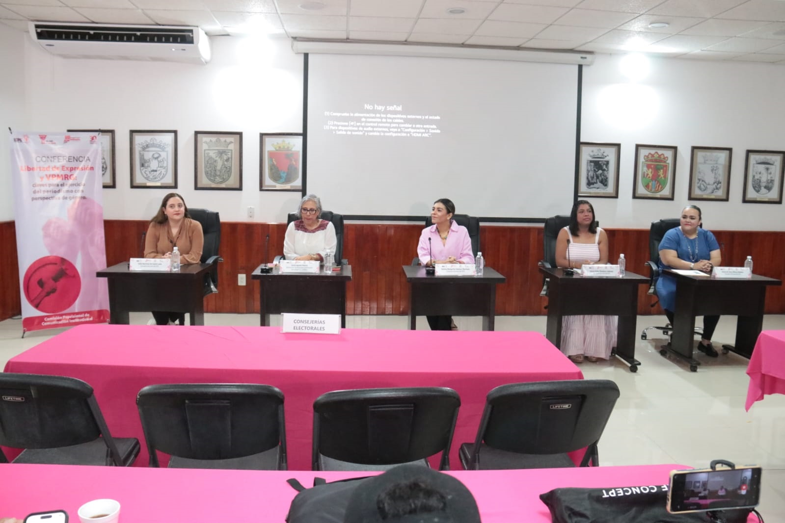 Realiza IEPC Conferencia sobre libertad de expresión y violencia política de género