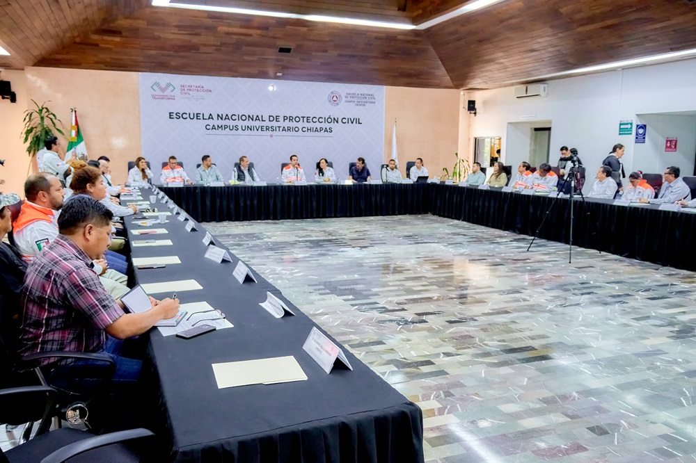 Llama Mauricio Cordero a presidentes municipales a establecer una nueva dinámica de prevención de riesgos en incendios