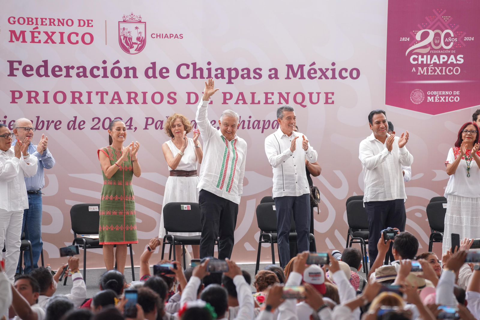 Asiste Eduardo Ramírez a la conmemoración de los 200 años de la Federación de Chiapas a México