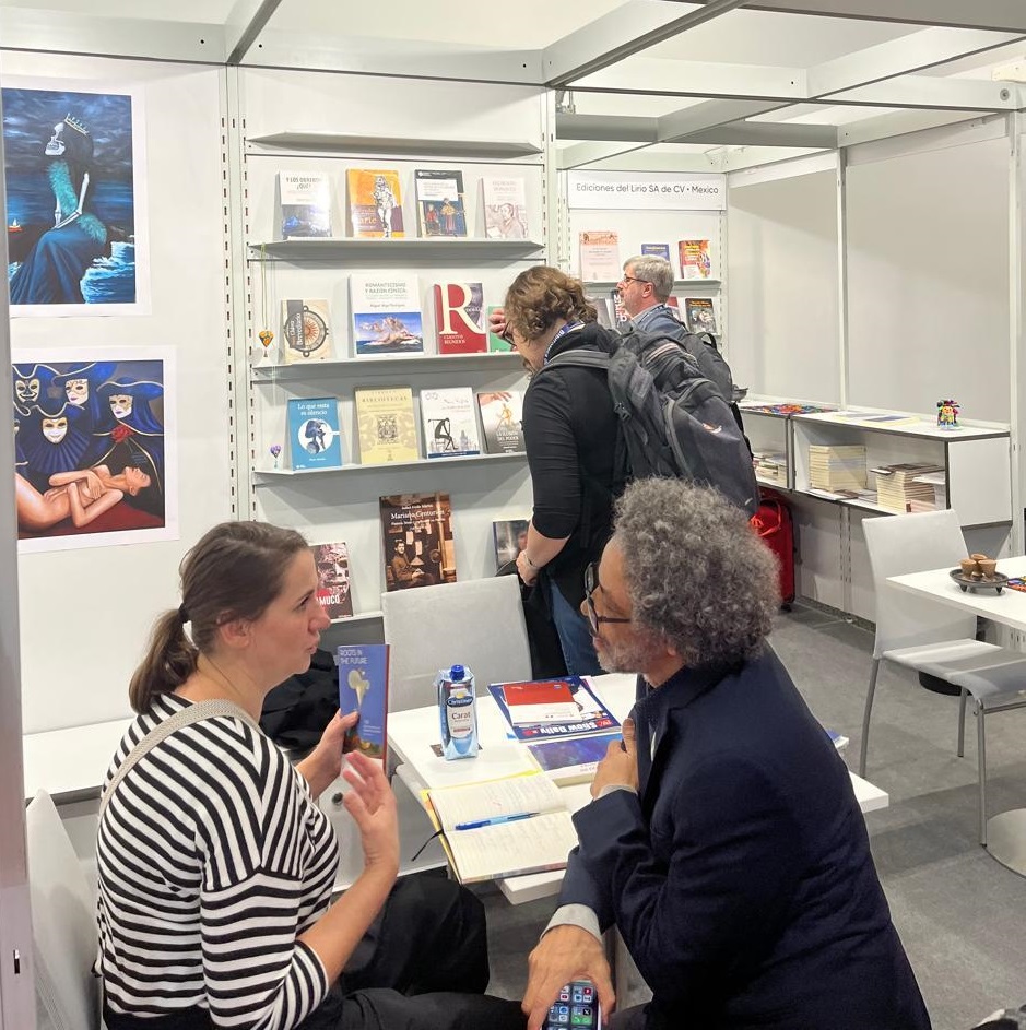 Obra editorial de UNICACH en la Feria del Libro de Frankfurt